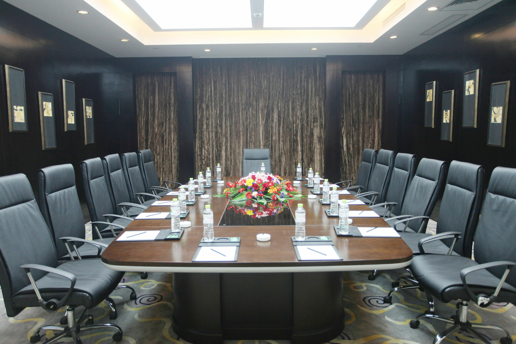 Veegle Hotel Kanshan Esterno foto